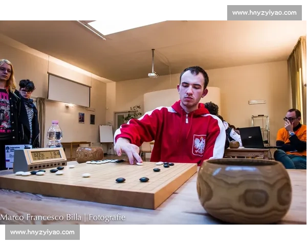 门兴与杜塞激战焦点解析：两队争胜走势全面前瞻形势动态深度解读