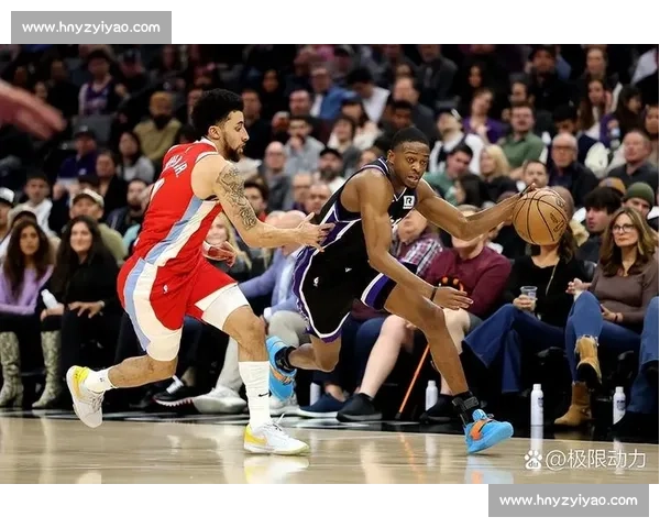雷霆对决勇士西部豪强碰撞赛场火花四溅之夜巨星争锋战术博弈引爆期待