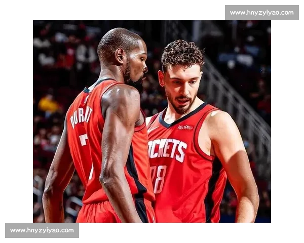 雷霆火箭季后赛第三战攻防博弈与关键球员走向解析胜负悬念全景观察